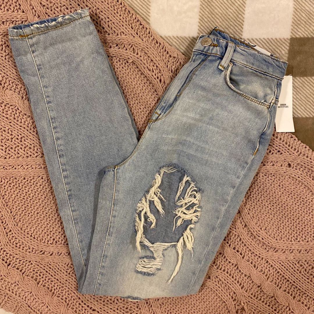 Ladies Jeans Ripped