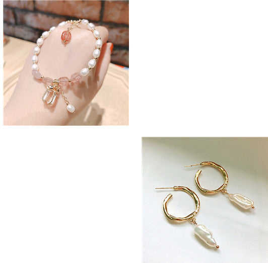 Peach Blossom Baroque Pearl Bracelet