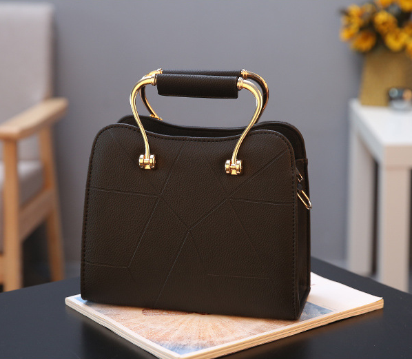 Female Shoulder Diagonal Bag