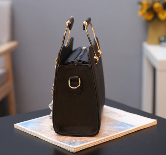 Female Shoulder Diagonal Bag