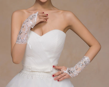 Wedding dress gloves