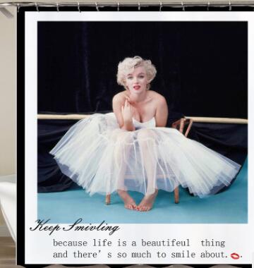 Polyester Shower Curtain With 12 Hooks For Bathroom Décor