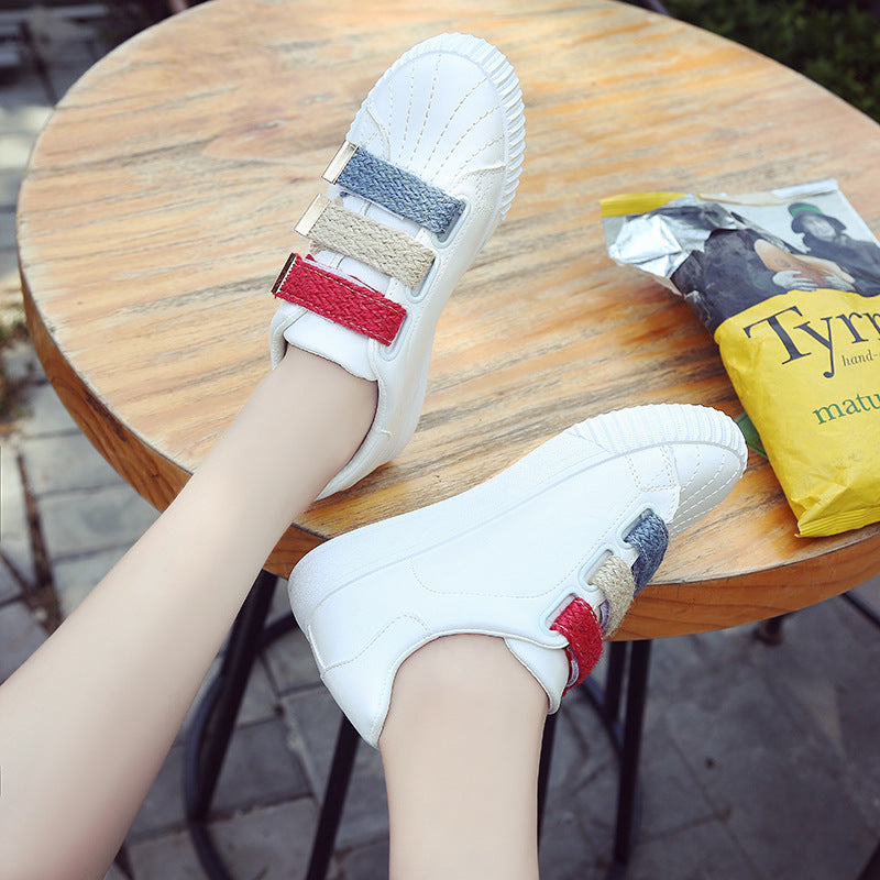 Sports shoes casual
