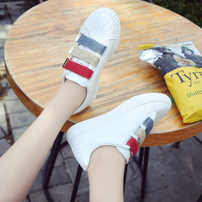 Sports shoes casual