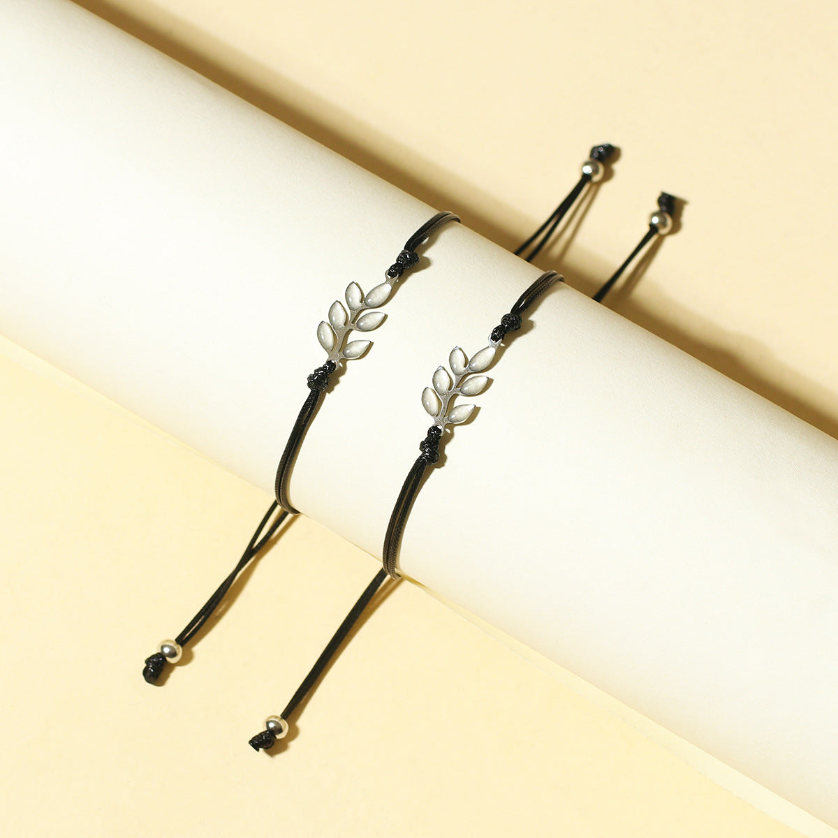Stainless Steel Branch Leaf Piece Lovers' Hand Rope